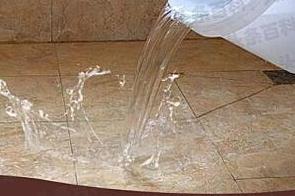 麒麟漏水维修 免砸砖防水材料该如何施工